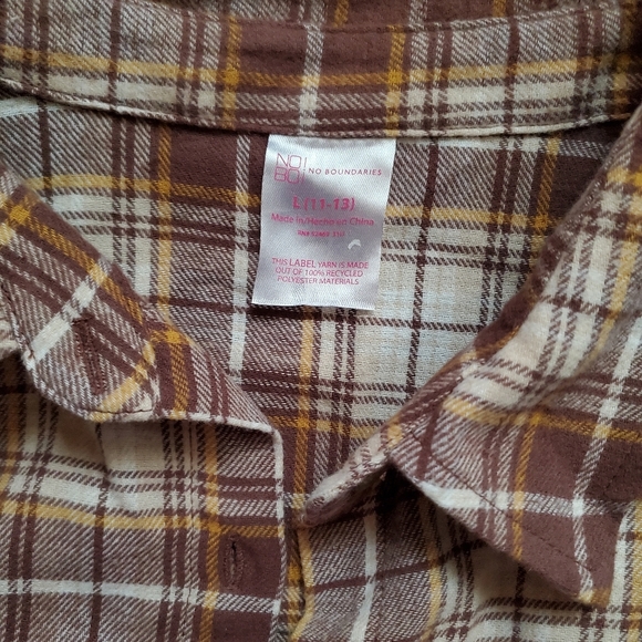 No Boundaries soft flannel in brown and tan, new, never worn, no tags - Picture 4 of 4